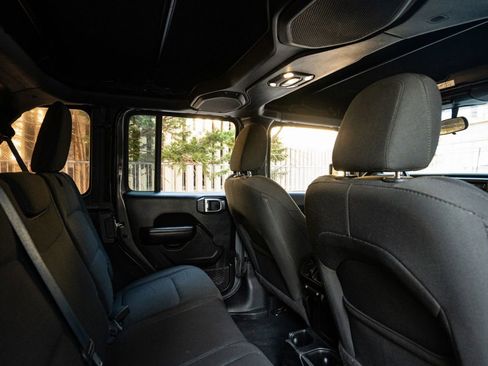 Used 2020 Jeep Wrangler Unlimited Sport S AWD/4WD image 14