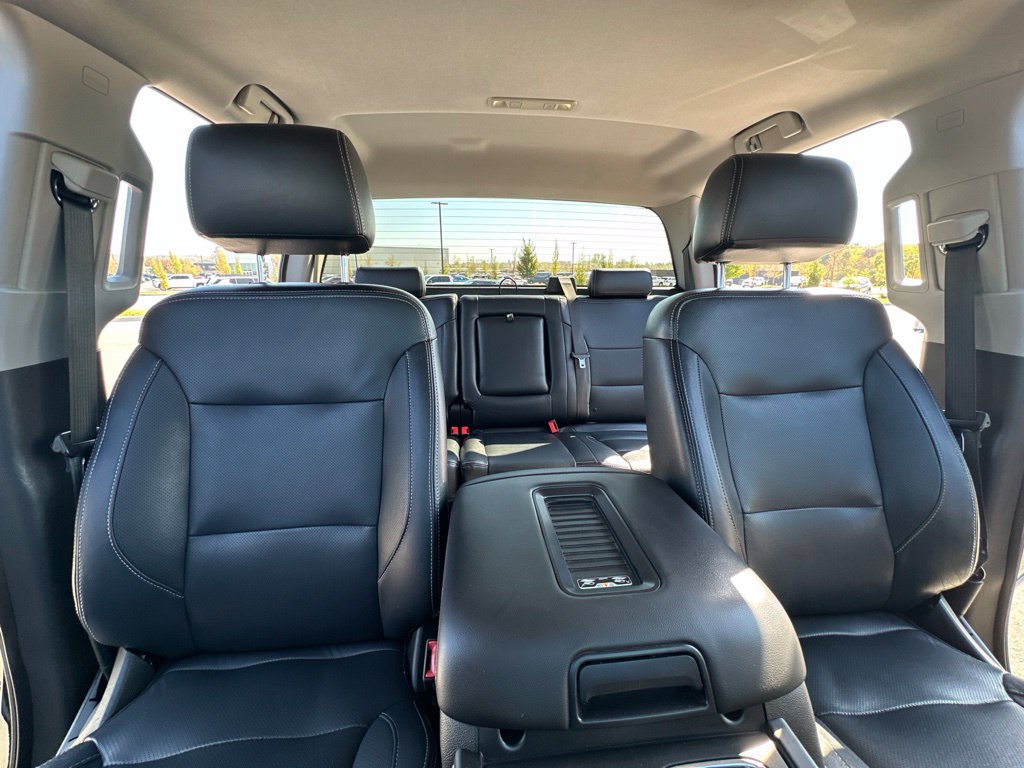 Used 2018 Chevrolet Silverado 1500 LT w/ All Star Edition AWD/4WD image 38