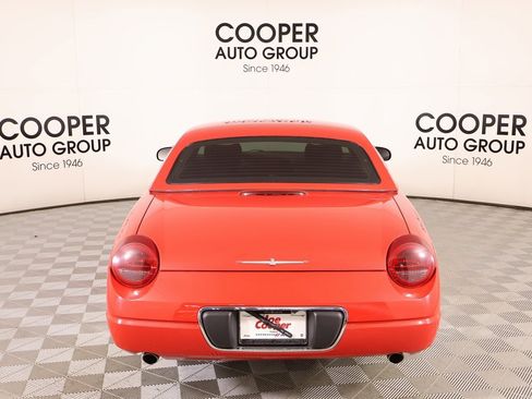 Used 2003 Ford Thunderbird Base image 18