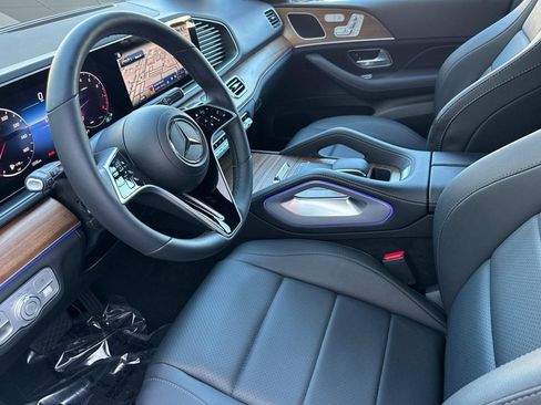 Certified 2025 Mercedes-Benz GLE 350 4MATIC image 4