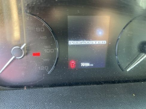 Used 2023 RAM ProMaster 2500 FWD image 6