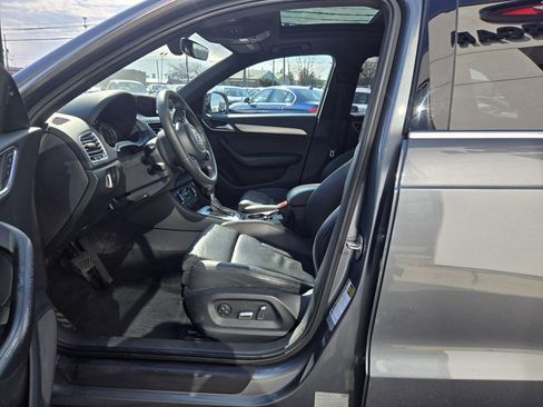 Used 2017 Audi Q3 2.0T Premium Plus w/ Premium Plus Package image 2