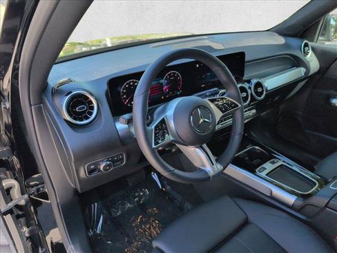 Certified 2026 Mercedes-Benz GLB 250 4MATIC image 10