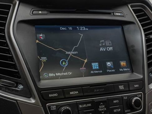 Used 2018 Hyundai Santa Fe Sport image 29