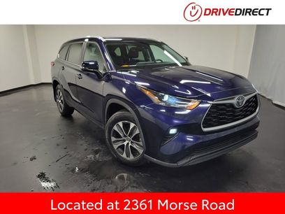 Used 2023 Toyota Highlander XLE