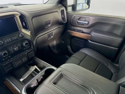 Used 2021 Chevrolet Silverado 2500 High Country AWD/4WD image 25