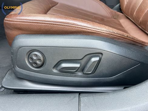 Used 2017 Audi A4 2.0T Premium image 33