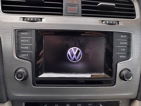 Used 2015 Volkswagen Golf SE FWD image 15