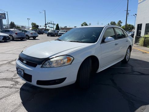 Used 2013 Chevrolet Impala LTZ FWD image 3