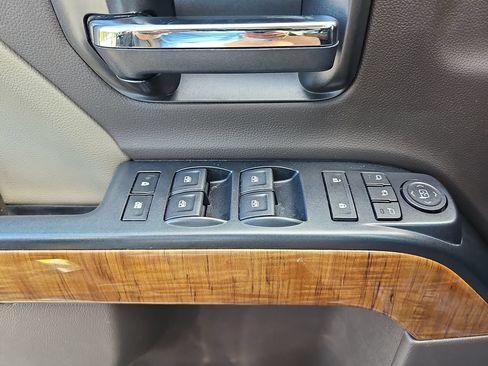 Used 2018 GMC Sierra 1500 SLT AWD/4WD image 27