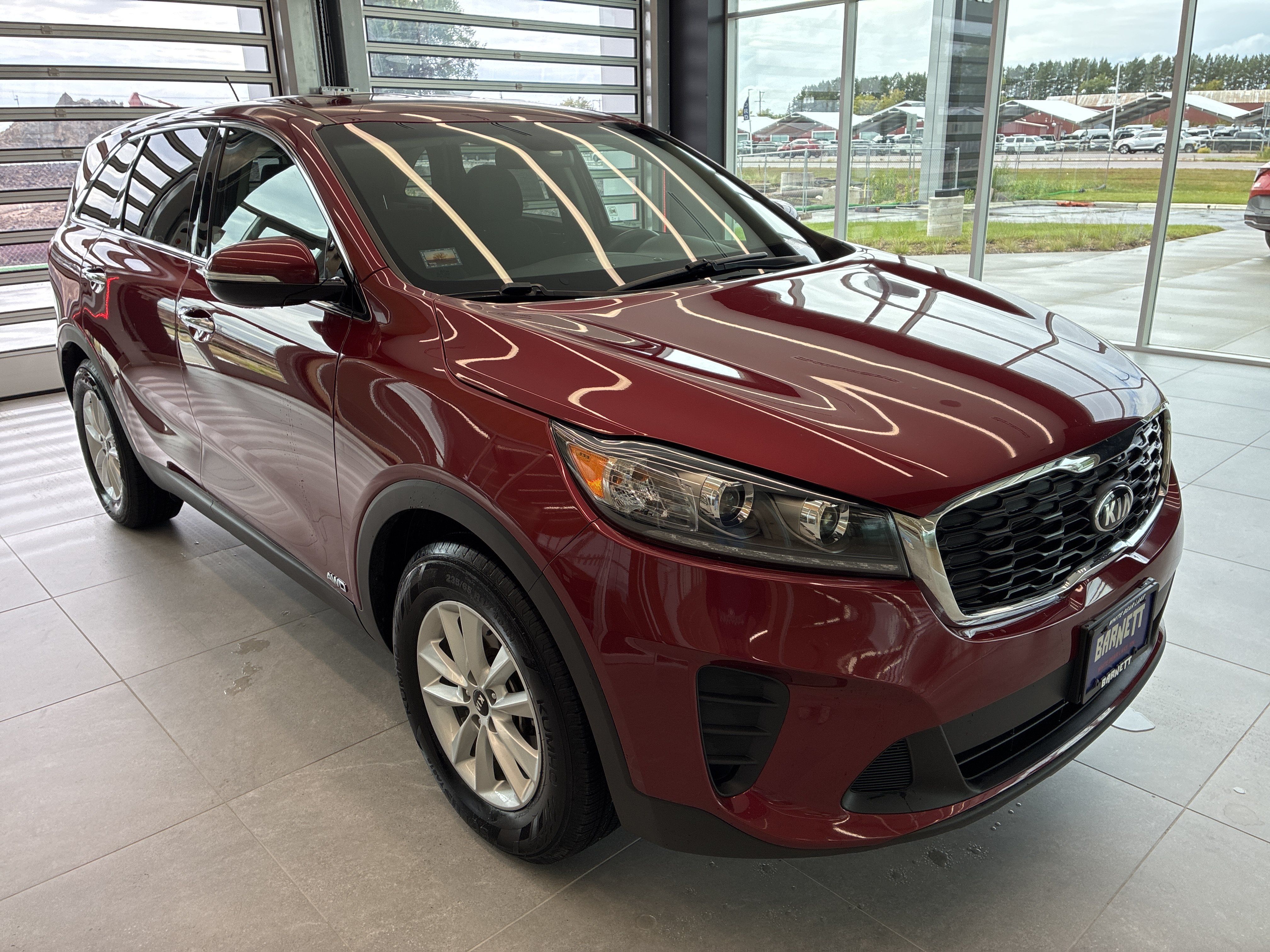 Used 2019 Kia Sorento AWD image 2