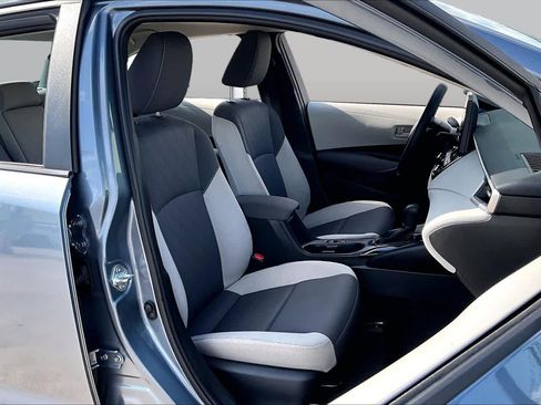 Used 2024 Toyota Corolla LE FWD image 9