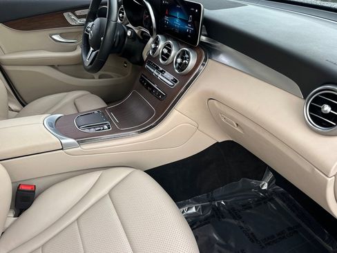 Certified 2022 Mercedes-Benz GLC 300 GLC 300 image 13