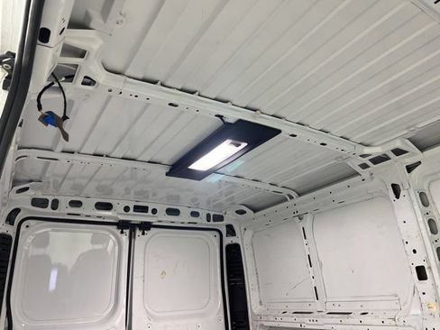 Used 2025 RAM ProMaster 2500 w/ Convenience Group FWD image 40