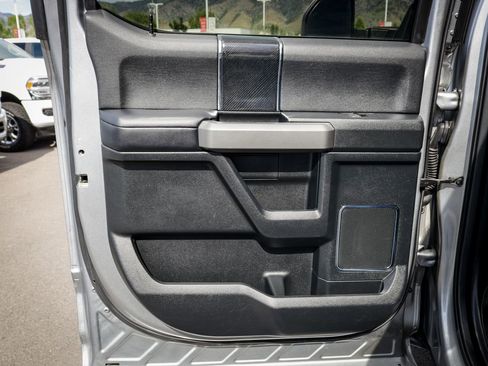 Used 2021 Ford F250 Platinum w/ FX4 Off-Road Package AWD/4WD image 34