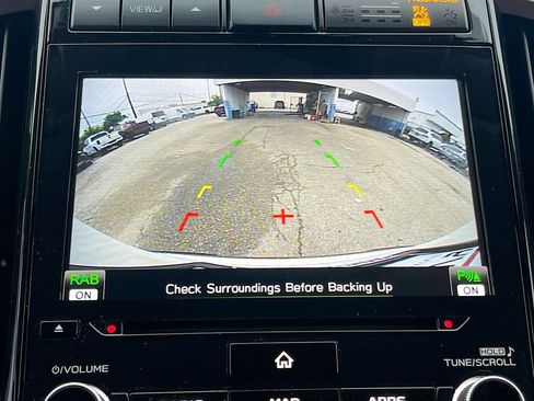 Used 2022 Subaru Ascent Touring AWD/4WD image 14