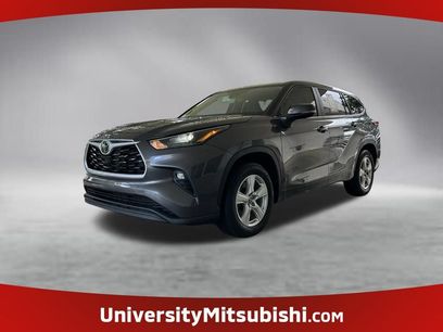Used 2024 Toyota Highlander LE