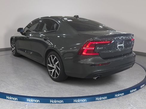 Used 2020 Volvo S60 T6 Momentum AWD/4WD image 8