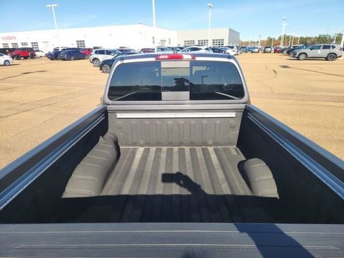 Certified 2024 Nissan Frontier SV w/ Technology Package image 10