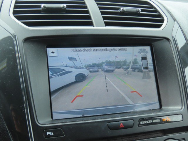 Used 2018 Ford Explorer XLT w/ Equipment Group 202A FWD image 30