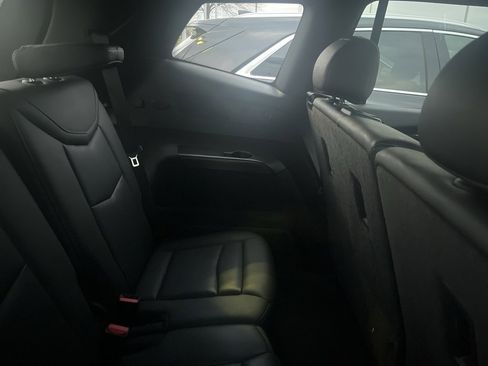 Certified 2023 Cadillac XT6 Premium Luxury image 6