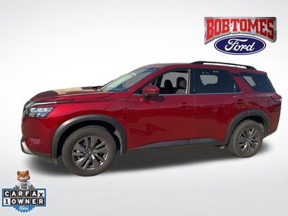 Used 2024 Nissan Pathfinder SV