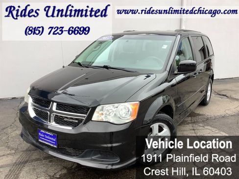 Used 2012 Dodge Grand Caravan SXT w/ Entertainment Group 1 FWD image 2