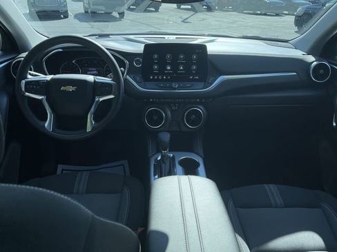 Used 2025 Chevrolet Blazer LT image 20