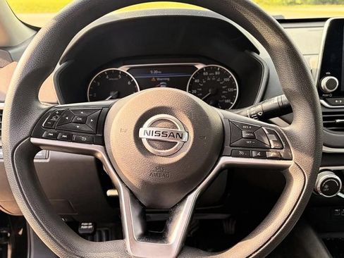 Used 2019 Nissan Altima 2.5 S FWD image 10