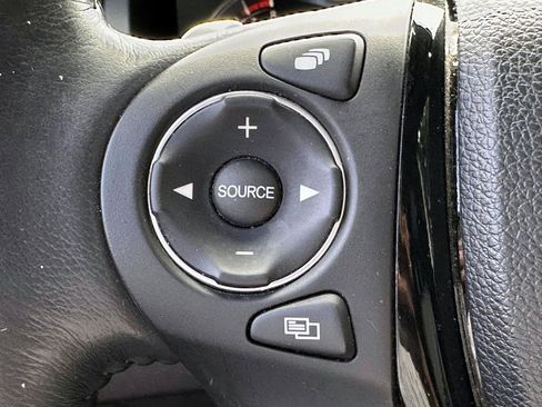 Used 2018 Honda Pilot Touring image 33