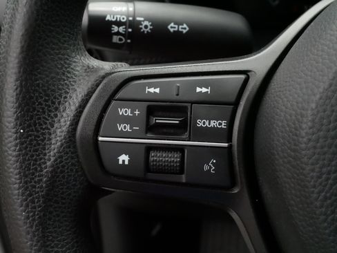Used 2024 Honda HR-V LX image 27