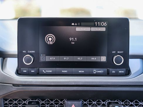 Certified 2023 Honda Accord LX image 4