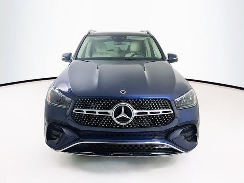 New 2026 Mercedes-Benz GLE 450 4MATIC image 2