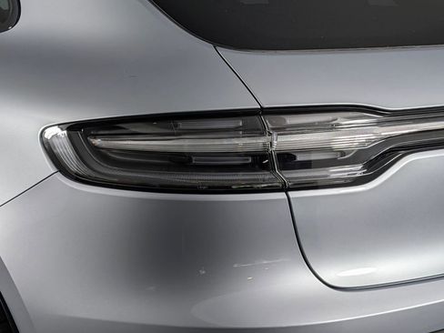 New 2026 Porsche Macan AWD/4WD image 15