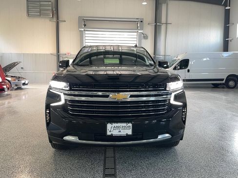 Used 2021 Chevrolet Tahoe LT w/ LT Signature Plus Package AWD/4WD image 3