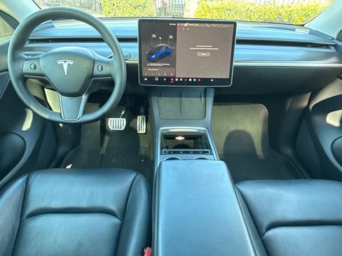 Used 2022 Tesla Model Y Performance image 22