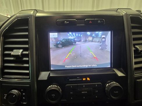 Used 2020 Ford F150 XLT w/ Equipment Group 302A Luxury image 18