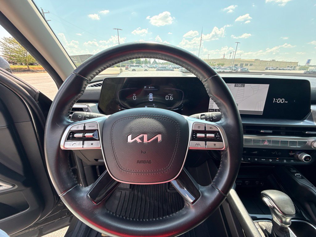 Used 2023 Kia Telluride S AWD/4WD image 16
