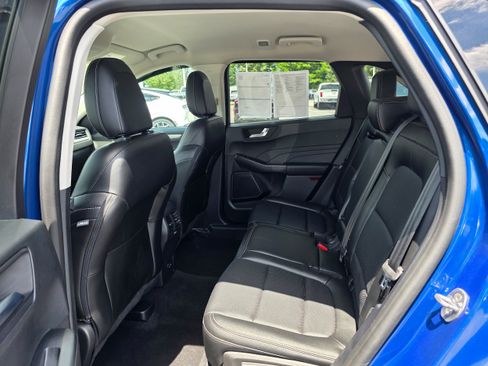 Certified 2022 Ford Escape SEL AWD/4WD image 10