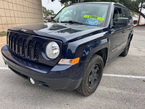 Used 2016 Jeep Patriot Sport image 30