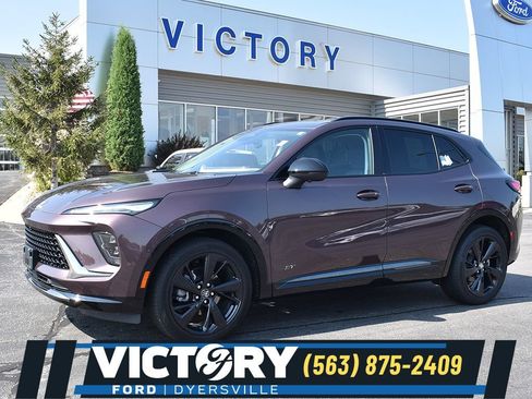 Used 2025 Buick Envision Sport Touring AWD/4WD image 1