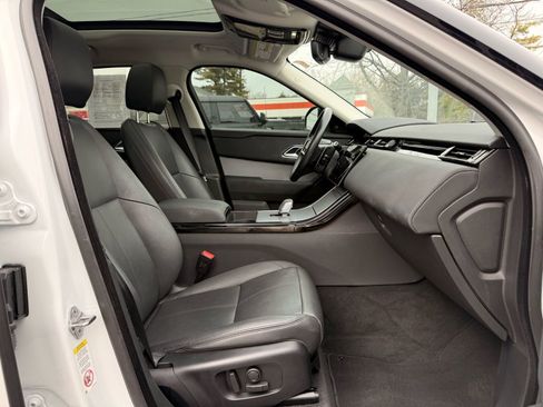 Used 2024 Land Rover Range Rover Velar S image 24