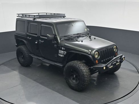 Used 2012 Jeep Wrangler Unlimited Sahara image 41