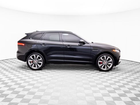Used 2020 Jaguar F-PACE S image 6