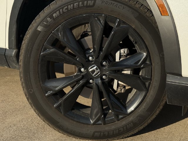 Used 2024 Honda CR-V Sport Touring image 9