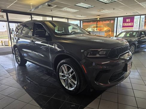 Used 2024 Dodge Durango GT AWD/4WD image 2