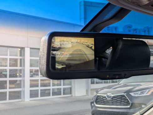 Used 2012 Honda Crosstour EX-L image 22