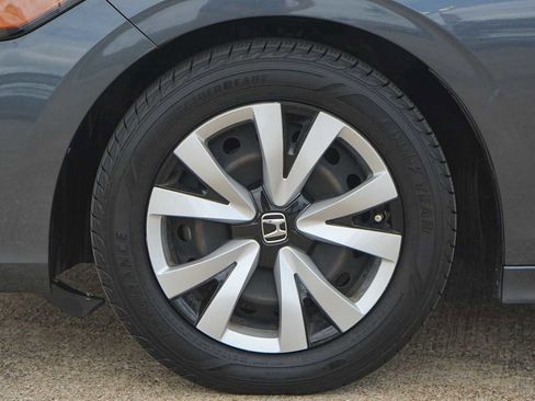 Used 2024 Honda Civic LX image 7