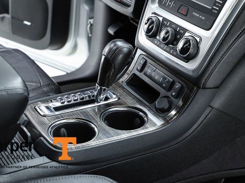 Used 2014 GMC Acadia SLT image 73