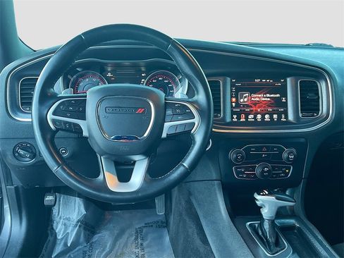 Used 2016 Dodge Charger R/T image 19